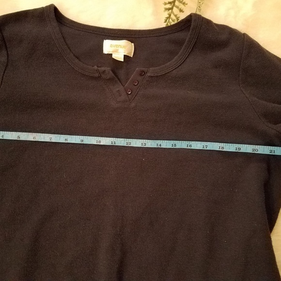 Avenue black Mock Henley Size 18/20 - Picture 4 of 6